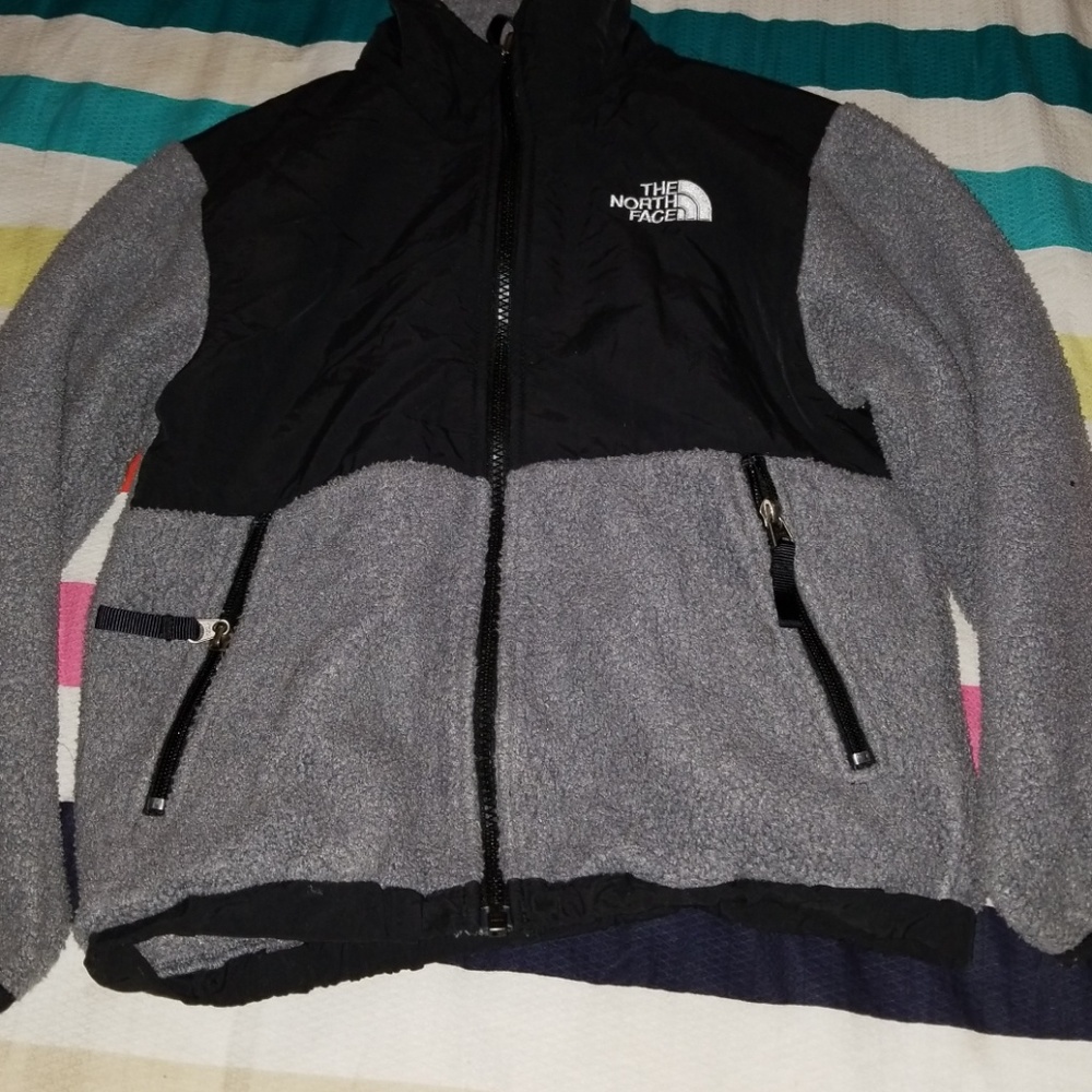 THE NORTHFACE YOUTH FLEECE JACKET